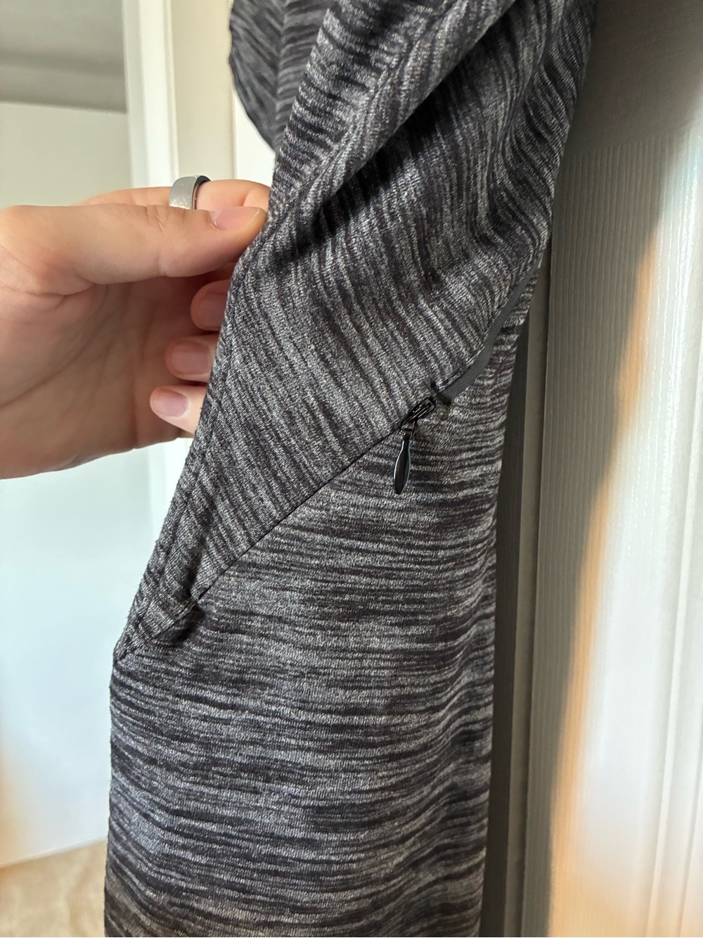Lululemon Go Where-To Dress - Picture 4 of 8